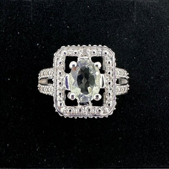 Beautiful Natural Light Green Amethyst Ring with small Diamond - Sterling Silver - Picture 9 of 14